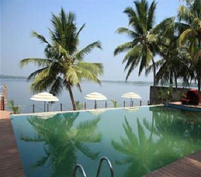 фото отеля Cambay Palm Lagoon Resort Kollam
