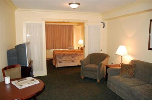 фото отеля Nova Inn Whitecourt