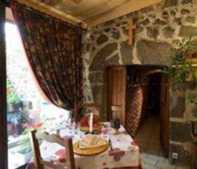фото отеля Logis La Creche