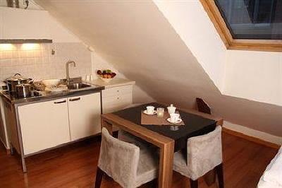 фото отеля Oslo Hostel Apartments