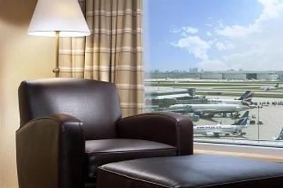 фото отеля Sheraton Gateway Hotel Toronto Airport