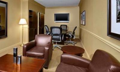 фото отеля Sheraton Gateway Hotel Toronto Airport