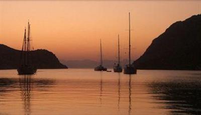 фото отеля Pedi Beach Hotel Symi