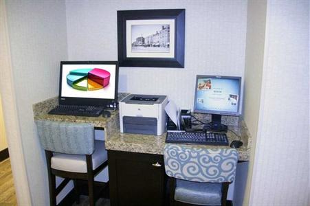 фото отеля Hampton Inn Portsmouth
