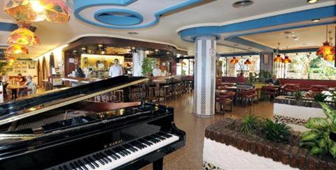 фото отеля Hotel Bajondillo