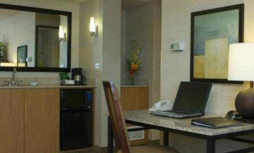 фото отеля Silver Cloud Hotel Bellevue - Eastgate
