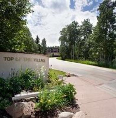 фото отеля Top of the Village Condominiums