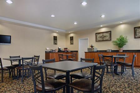 фото отеля BEST WESTERN Comanche Inn
