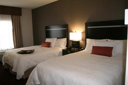 фото отеля Hampton Inn & Suites by Hilton Lethbridge