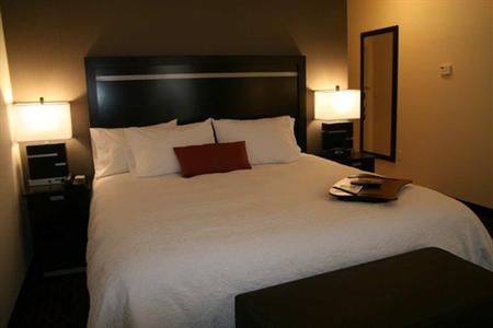 фото отеля Hampton Inn & Suites by Hilton Lethbridge