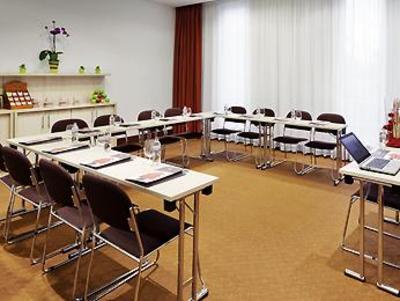 фото отеля Ibis Gyor Hotel