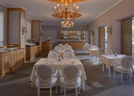 фото отеля Hotel de la Reconquista