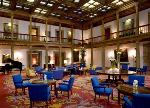 фото отеля Hotel de la Reconquista