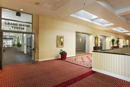 фото отеля Hilton Fort Wayne Convention Center