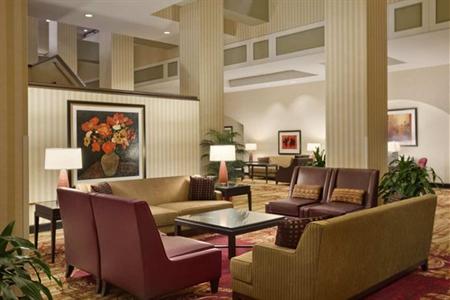 фото отеля Hilton Fort Wayne Convention Center