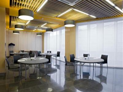 фото отеля NH Las Tablas