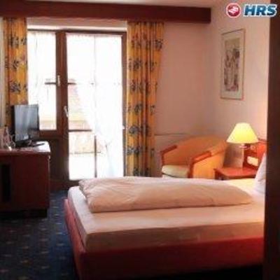 фото отеля Hotel Maximilian Schwangau