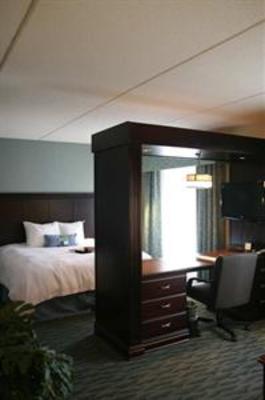 фото отеля Hampton Inn & Suites Syracuse Erie Blvd/I-690