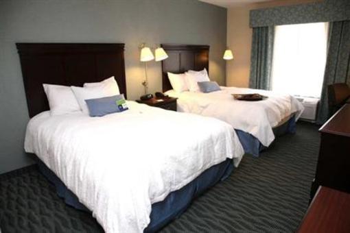 фото отеля Hampton Inn & Suites Syracuse Erie Blvd/I-690