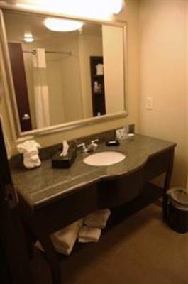 фото отеля Hampton Inn & Suites Syracuse Erie Blvd/I-690