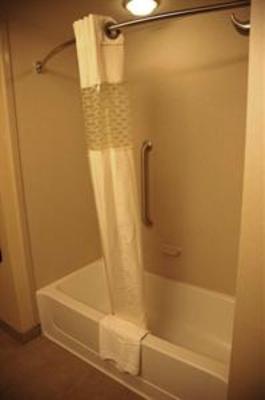 фото отеля Hampton Inn & Suites Syracuse Erie Blvd/I-690