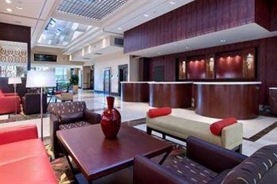 фото отеля Hilton Charlotte University Place