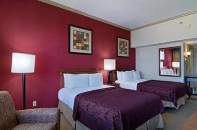 фото отеля Hilton Charlotte University Place