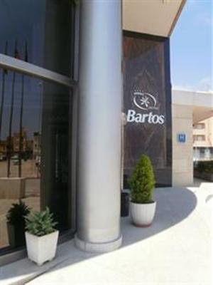 фото отеля Bartos Hotel