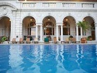 Chase Park Plaza Hotel