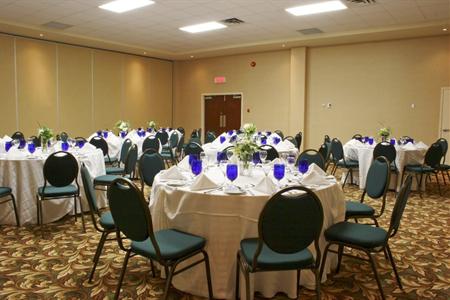 фото отеля BEST WESTERN PLUS Gatineau - Ottawa Hotel and Conference Centre