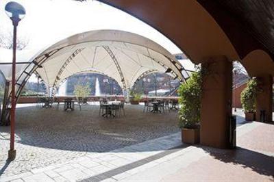 фото отеля NH Milano 2