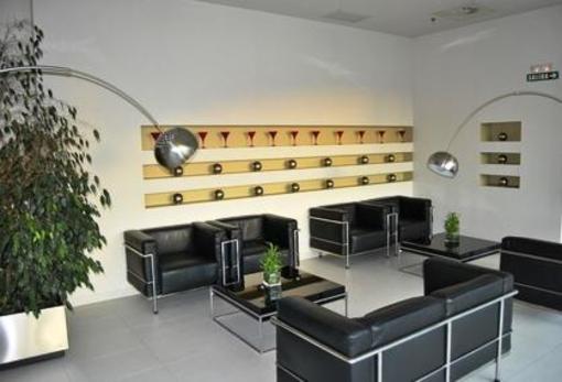фото отеля Holiday Inn Express Pamplona