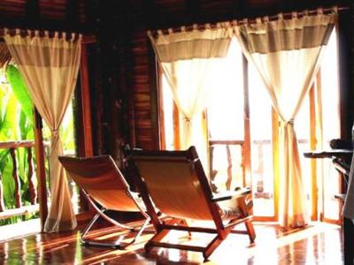 фото отеля Kohjum Resort Nuea Khlong