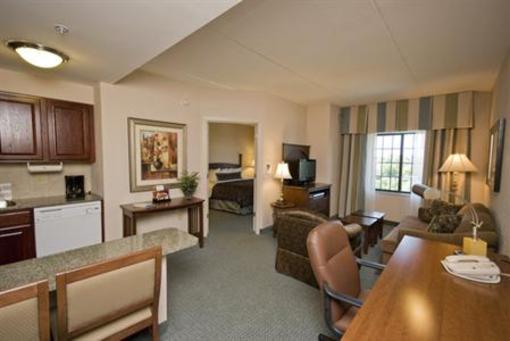 фото отеля Staybridge Suites Wilmington - Brandywine Valley
