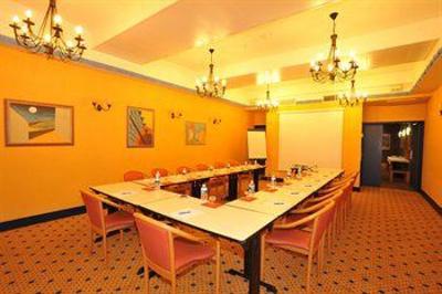 фото отеля Best Western Crequi Lyon Part Dieu