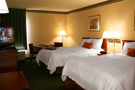 фото отеля Hampton Inn Bellevue / Nashville-I-40-West