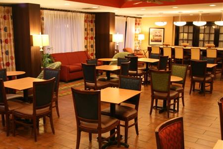 фото отеля Hampton Inn Bellevue / Nashville-I-40-West