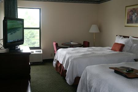 фото отеля Hampton Inn Bellevue / Nashville-I-40-West
