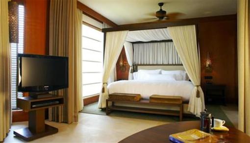 фото отеля The Westin Sohna Resort Gurgaon
