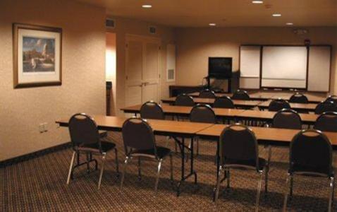 фото отеля Staybridge Suites Madison East