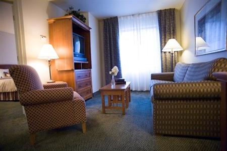фото отеля Staybridge Suites Madison East