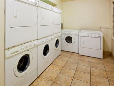 фото отеля Staybridge Suites Madison East