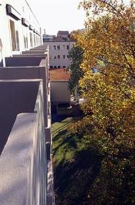 фото отеля Gästehaus Living Cube Augsburg