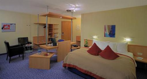 фото отеля Tryp Hotel Duesseldorf - Krefeld