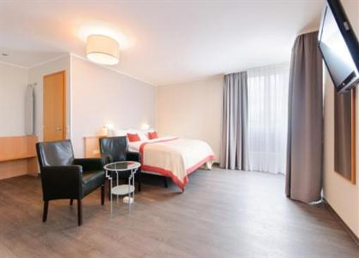 фото отеля Tryp Hotel Duesseldorf - Krefeld