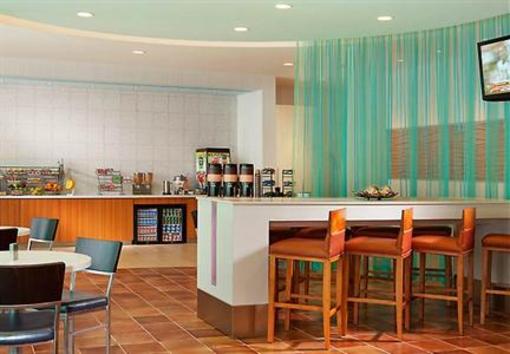 фото отеля SpringHill Suites Houston The Woodlands