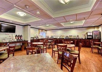 фото отеля Dearborn West Village Hotel