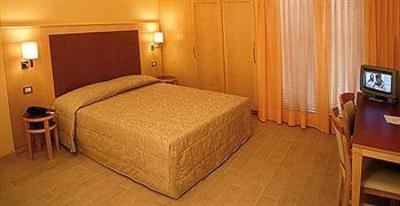 фото отеля Hotel Cristallo Milan