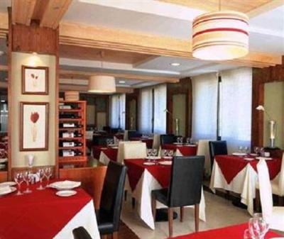 фото отеля Acevi Val d'Aran Hotel Vielha