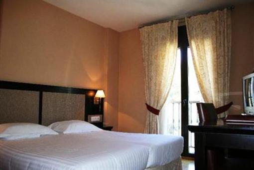 фото отеля Acevi Val d'Aran Hotel Vielha